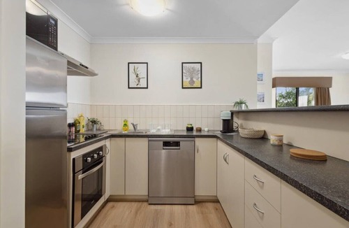 Northbridge Apartment | Well-kept Apartment in Northbridge