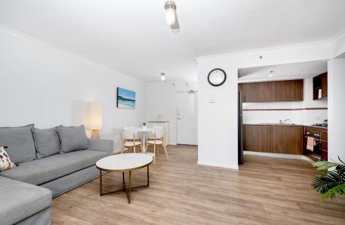 Mosman Park Apartment | WELL55 - Ocean Outlook