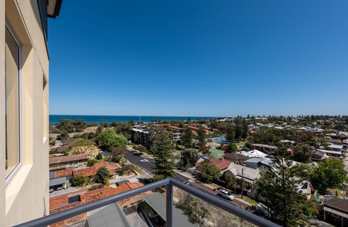 Mosman Park Apartment | WELL82 - Ocean Heights