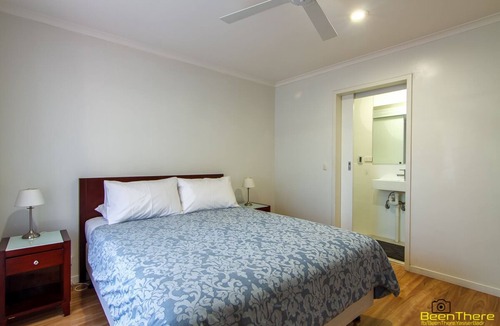 West Beach House | West Beach 3BR house close to the beach and airport