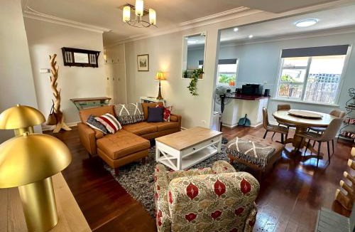 West Busselton House | West Busselton Cottage