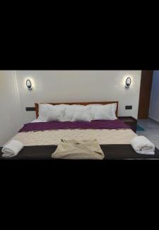 Khattalwada Bed & Breakfast | West House