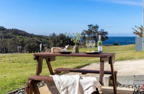 Fishermans Bay Apartment | Whale Studio Suite