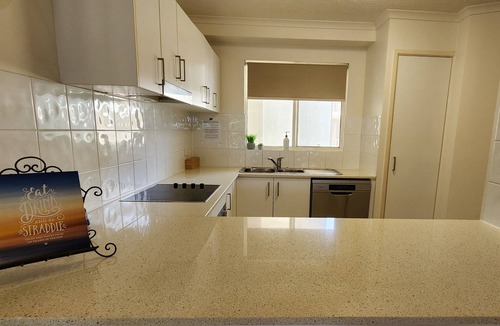 Point Lookout Resort | Whalewatch Haven - 3 Bedroom, sleeps 6 - Resort Living!