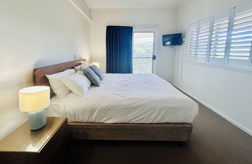 Point Lookout Resort | Whalewatch Haven - 3 Bedroom, sleeps 6 - Resort Living!
