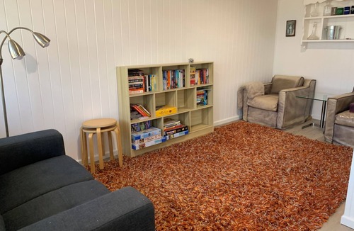 Kimbolton House | Whiskey Island Escape Lake Eppalock