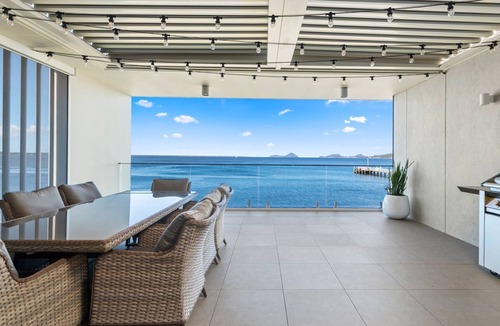 Soldiers Point Apartment | Whispering Waters Soldiers Point Rd 3 143 - Privileged waterfront living