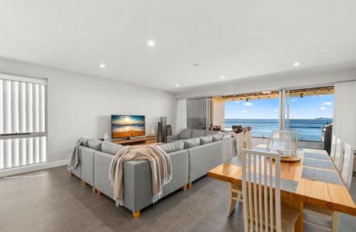 Soldiers Point Apartment | Whispering Waters Soldiers Point Rd 3 143