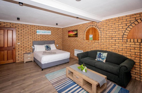 Bicheno Apartment | Whispering Waves