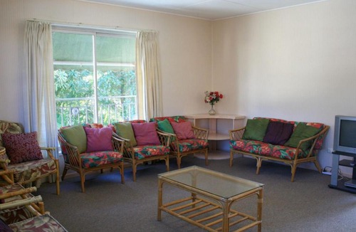 Currumbin Apartment | White Dolphin Unit 5