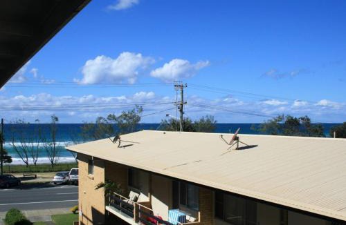 Currumbin Apartment | White Dolphin Unit 5