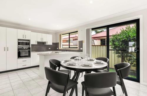 Huskisson Villa | White Sands Villa by Experience Jervis Bay