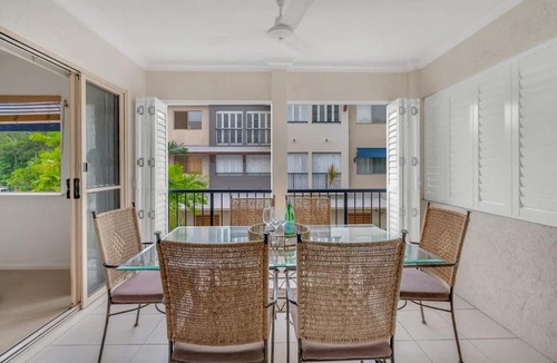 Manoora Apartment | Whitfield Waters - Resort Living for Families