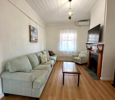 Wallaroo House | Wild Hearts Cottage