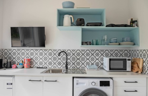 Goolwa South Apartment | Wild Rose Studio, 100M to the water