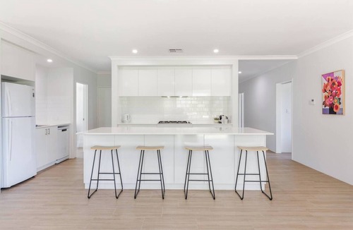 Yallingup Siding House | Wildgreen Villa Lakeside Hideaway in Winery Estate