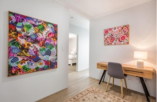 Yallingup Siding House | Wildgreen Villa - Lakeside Hideaway in Winery Estate