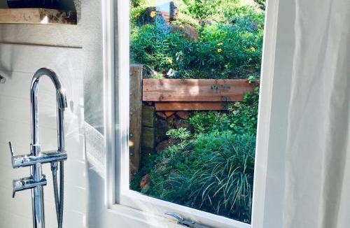 Beechmont House | Willow Cabin