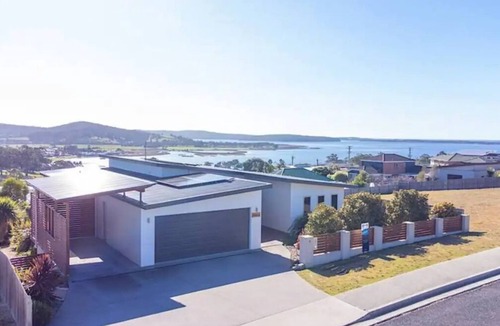 St Helens Apartment | Windbourne House | The Ultimate Base