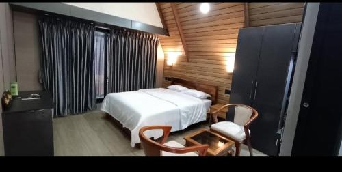 Khattalwada Ski Chalet | Winter Whisper