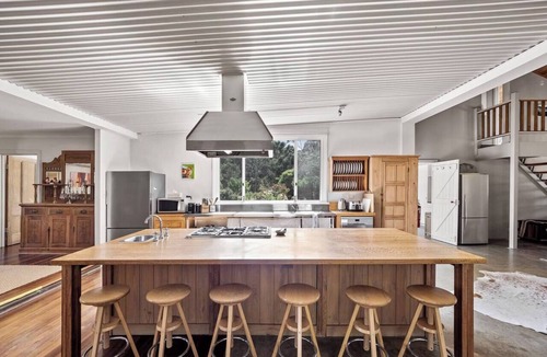 Wilyabrup House | Wisteria Vines Estate Rustic Elegance by the Coast
