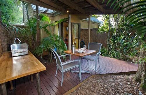 North Tamborine Cabin | Witches Falls Cottages