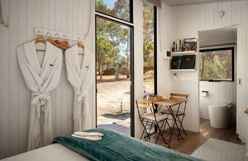 Redbank House | Womburra Vineyard Tiny Stay by Tiny Away