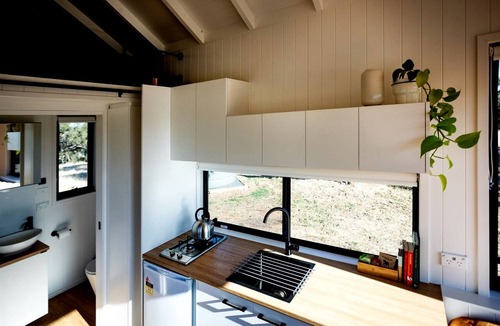Mount Crawford Cabin | Wonderful Tiny House Settled Amidst Trees in Springton, South Australia