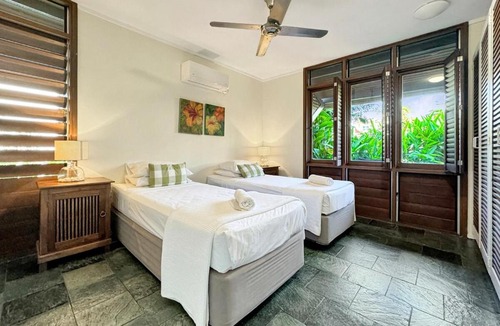 Wongaling Beach Apartment | Wongalinga Beachfront Apt 6