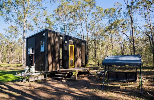 Howard House | Woodlands by Tiny Away
