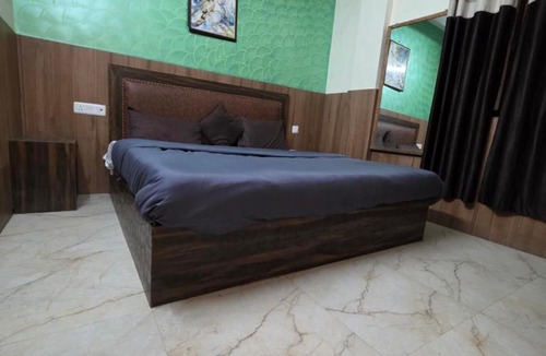 Kufri Bed & Breakfast | Woods Imperial bnb