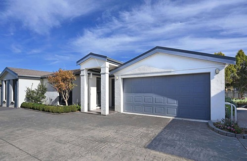 Calare Apartment | Woodward Villa - 2 Bed 2 Bath, CBD