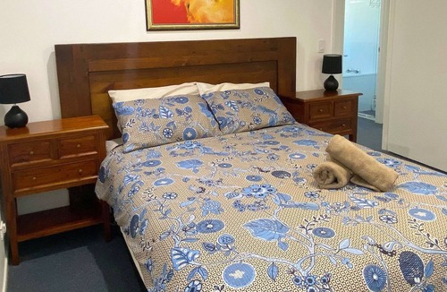 Woorim Cottage | Woorim Secluded Palms Cottage