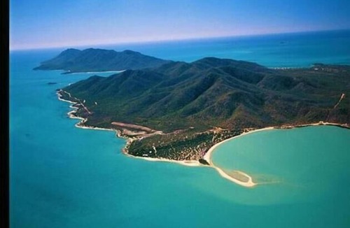 Cape Gloucester House | Wow! Idyllic Sunset Beach