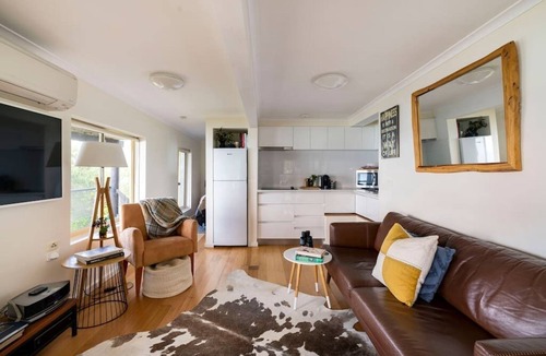 Wye River Apartment | Y Vue - Beach Side, Spa and fire pit with Ocean Views