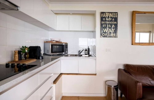 Wye River Apartment | Y Vue - Beach Side, Spa and fire pit with Ocean Views