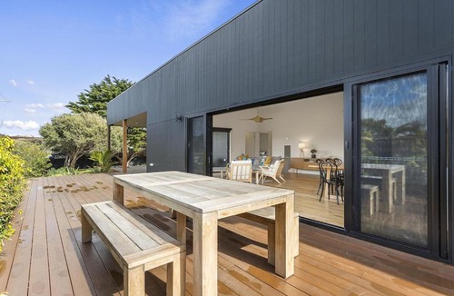 St. Andrews Beach House | Yaringa St Andrews