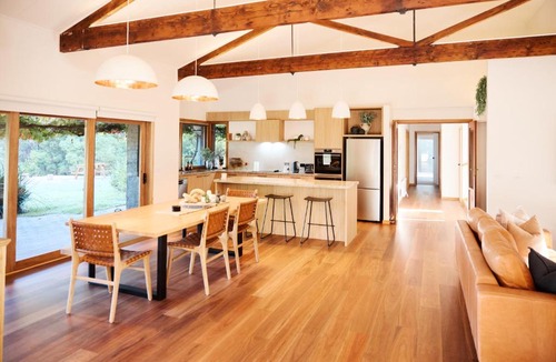 Healesville House | Yarradene Luxury Healesville Farmstay