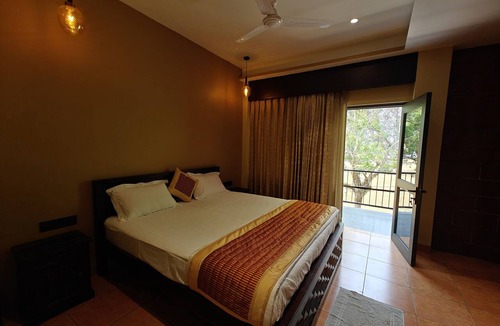 Rangat Hotel | Yogu's Woodside
