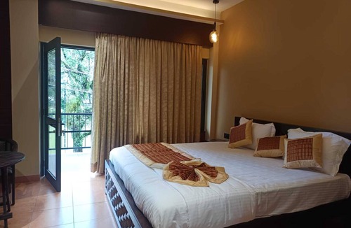 Rangat Hotel | Yogu's Woodside