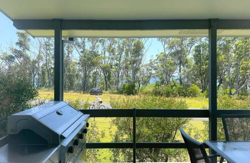 Bendalong House | Yonder ~ Hear the Sound of Waves