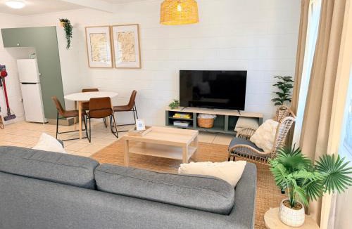 Miles End Apartment | 'Your Place on Davidson'