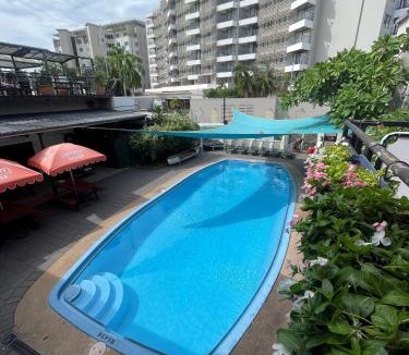 Darwin City Centre Hostel | Youth Shack Backpackers Darwin