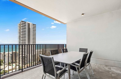 Mermaid Beach Apartment | Yves 2 Bedroom Ocean