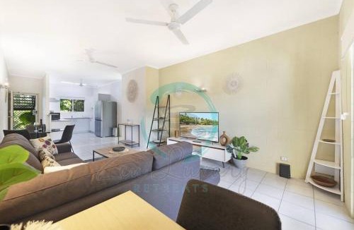 Stuart Park Apartment | ZEN Westralia: 2-BR Cozy Inner-City Apt Near Shops
