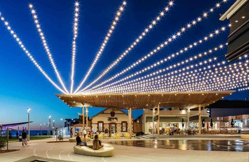 Henley Beach South Apartment | Zig Zag on Henley ~ Walk to the BEACH ~ Restuarants/cafes ~ Unlimited Wifi