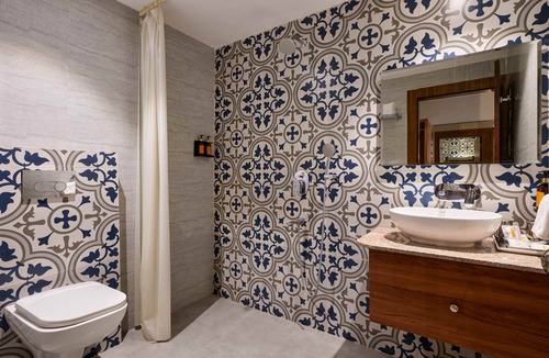 Rau Hotel | Zone Connect by The Park Indore