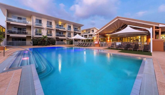 1 Bedroom Private Resort Villa with private pool access