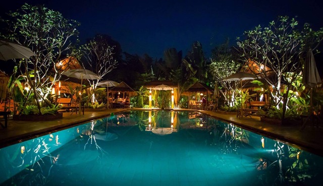 #1 DRAMATIC BUNGALOW WITH 2 SALT WATER POOLS AND WATERFALLS in Chiang Mai