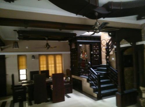 1 navarethna Villa in Trivandrum